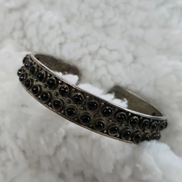 Vintage Sterling Silver And Onyx Cuff - Picture 1 of 5